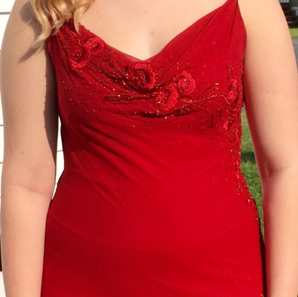 Red prom dress